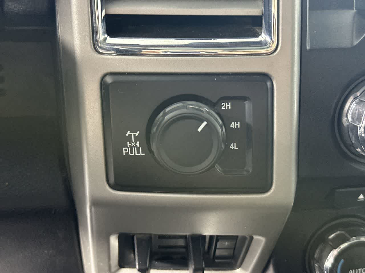 2017 Ford Super Duty F-250 Pickup Lariat