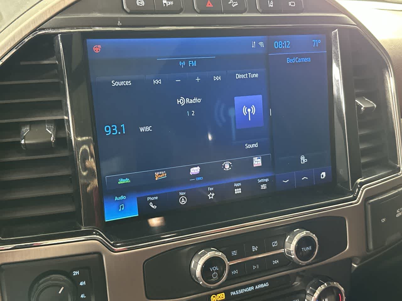 2022 Ford Super Duty F-350 DRW Pickup Platinum