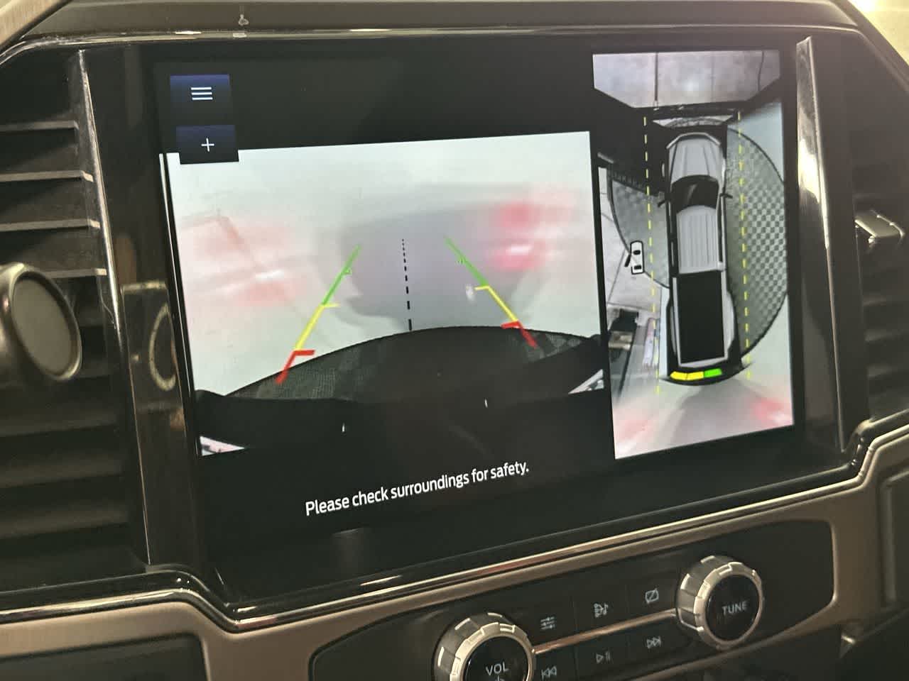 2022 Ford Super Duty F-350 DRW Pickup Platinum