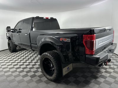 2022 Ford Super Duty F-350 DRW Pickup Platinum