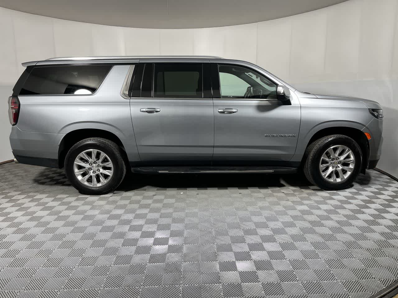 2024 Chevrolet Suburban Premier