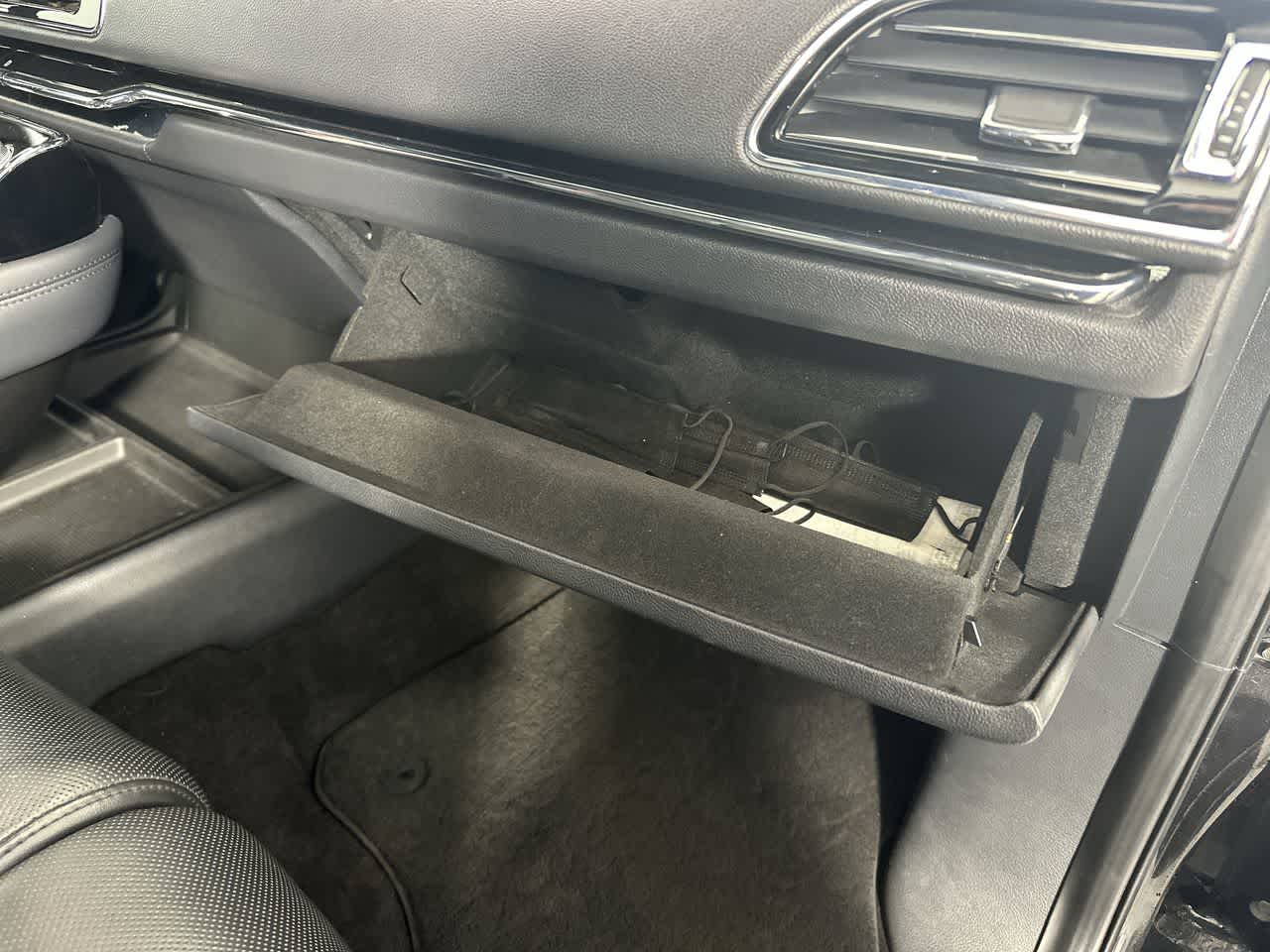 2022 Lincoln Navigator L Reserve